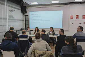 Assemblea General Ordinària de Python Barcelona. Ja som 76 socis! Hem renovat els rols de Presidenta (@lpmayos), Secretària (@nataliasirera), i Tresorera (@sianna)