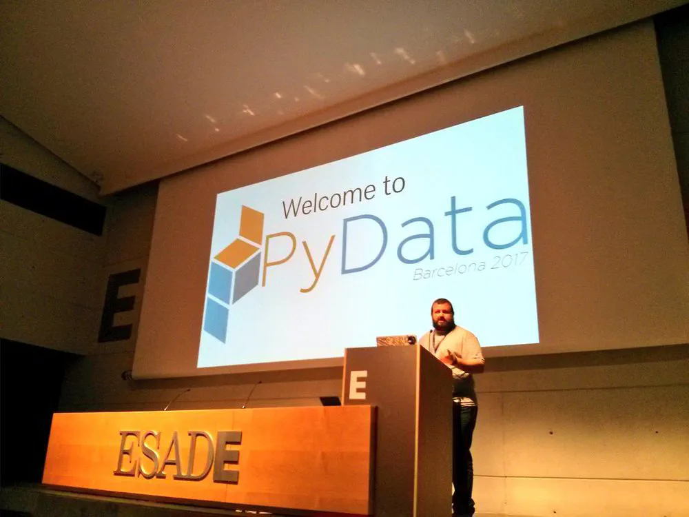 Welcome to #PyDataBCN 2017!