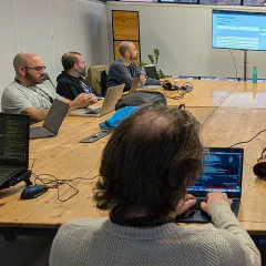 Photo of HTMX: A love story between a backend dev and a frontend "framework"